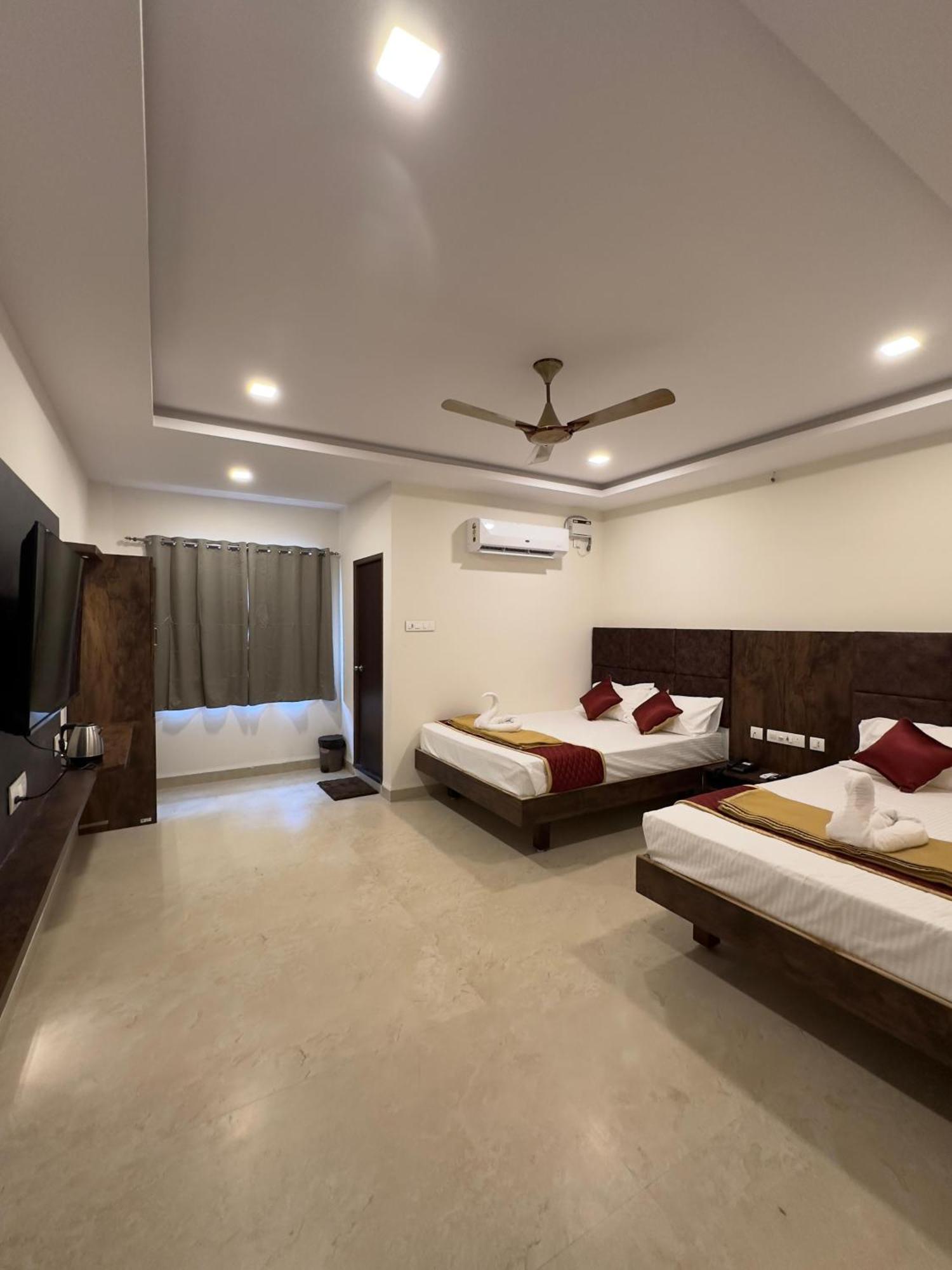 Arudra Residency Hotell Tiruvannāmalai Exteriör bild